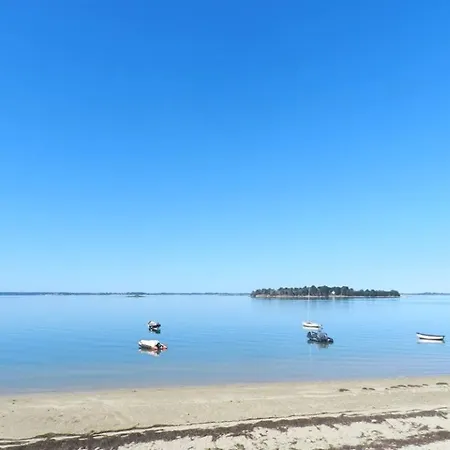 بيت للعطل Meuble Sur L'ile De Tascon A 300 M De La سا أرْميل